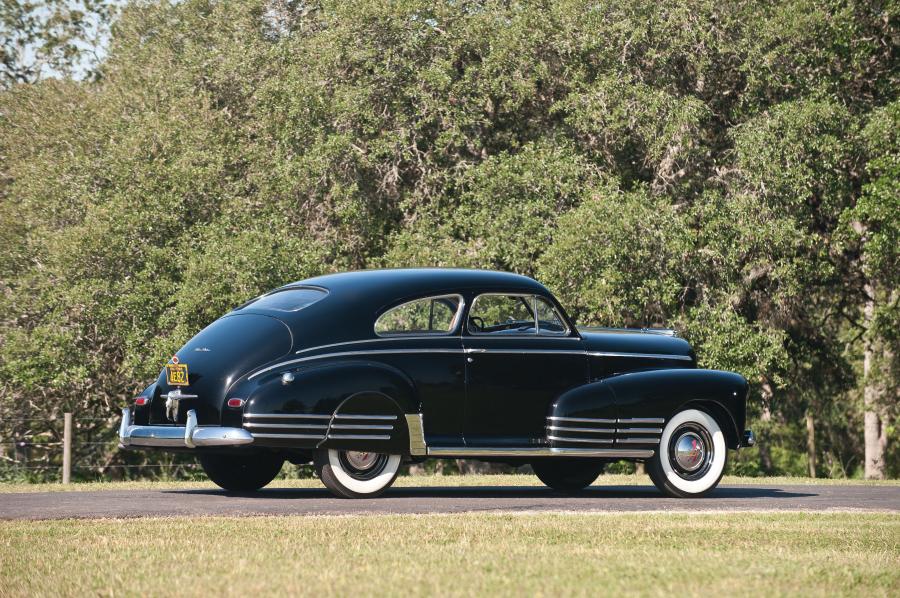  Chevrolet Fleetline 2-Door Aerosedan 1946 года  (фото 24 из 24)